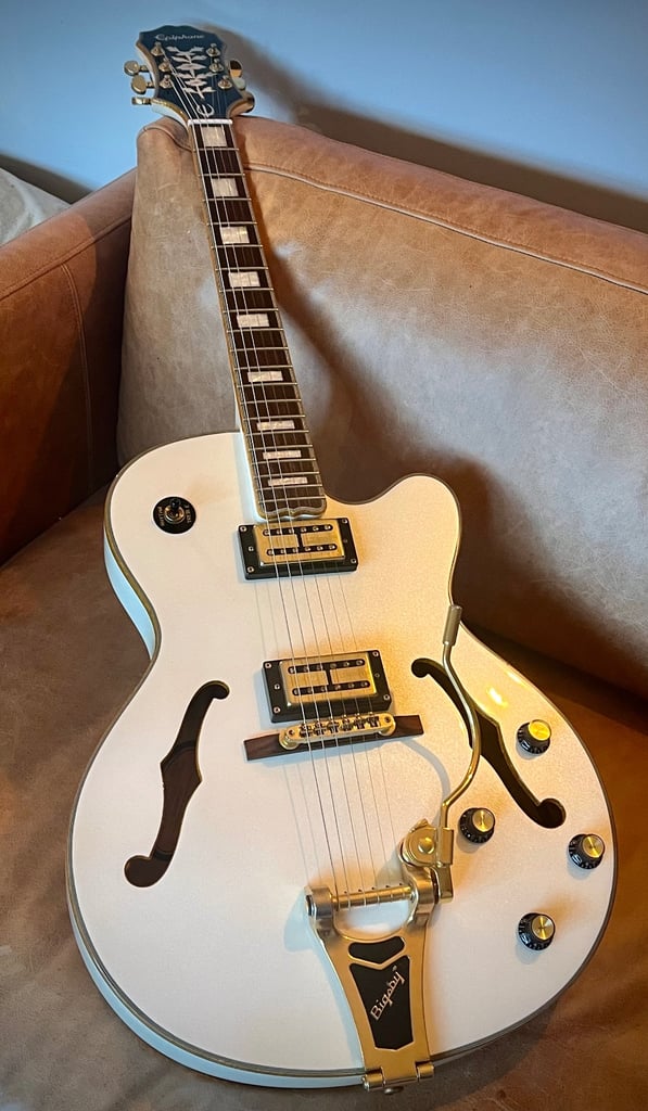 image for Epiphone custom shop emperor swingster royale - pearl white + bigsby 