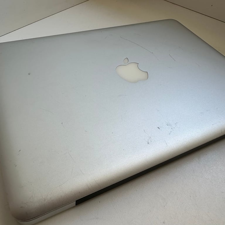 Apple MacBook Pro