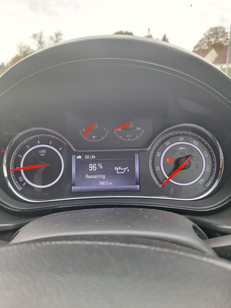 Vauxhall, INSIGNIA, Hatchback, 2014, Manual, 1956 (cc), 5 doors