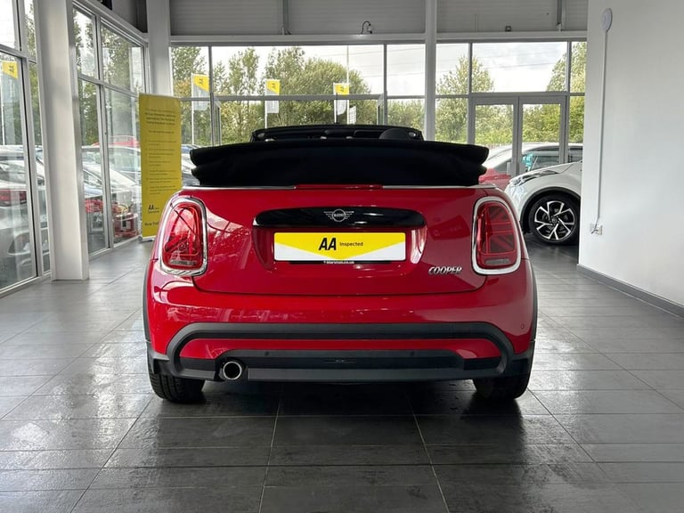 2021 MINI Convertible 1.5 Cooper Classic Convertible 2dr Petrol Manual Euro 6 (s/s) (136 ps) 1 OW...