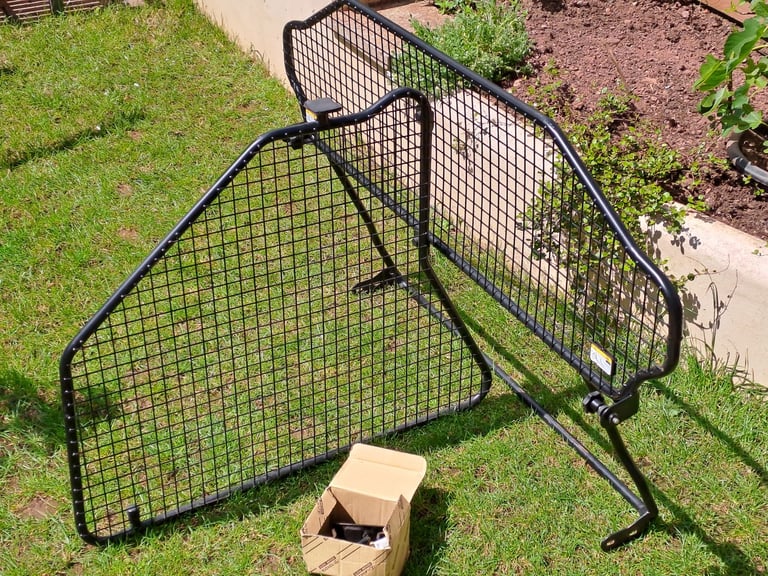 Toyota Rav4 Mk5 Dog/ Luggage Guard