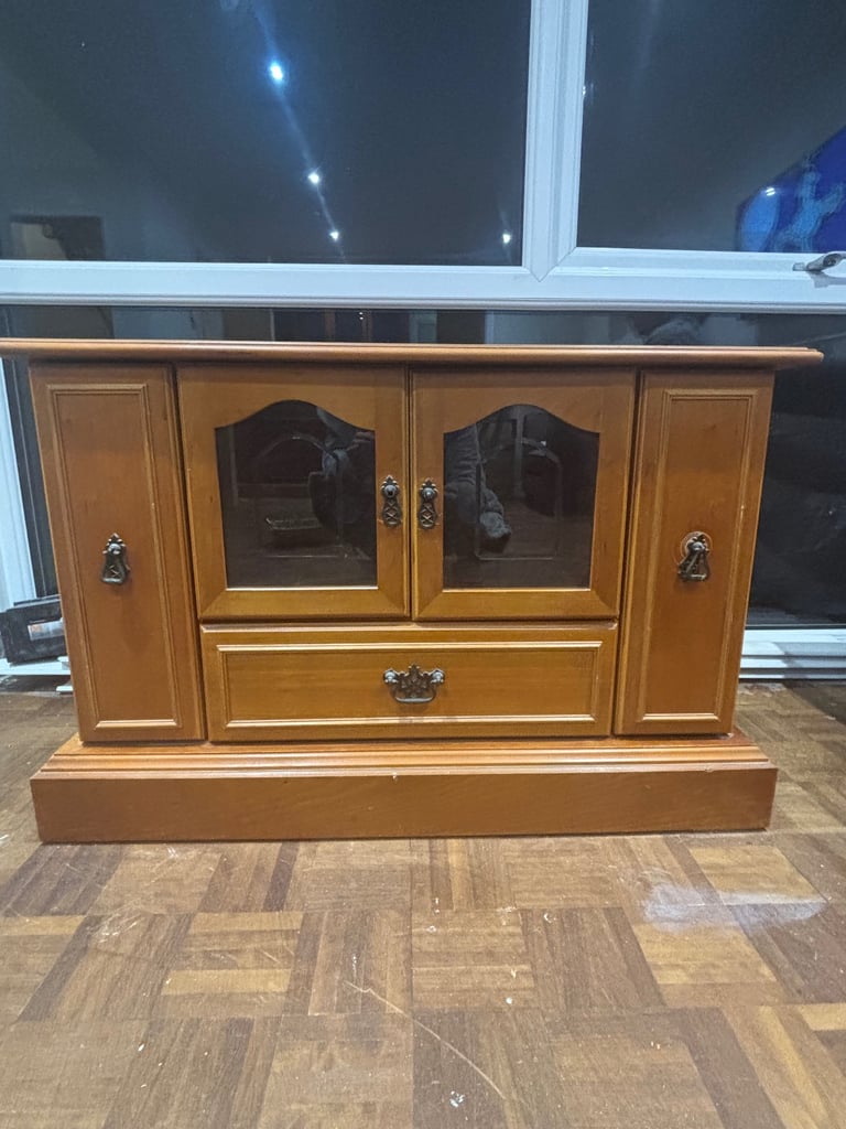 Tv Cabinet 