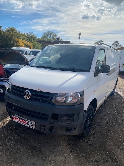2013 Volkswagen Transporter 2.0 TDI 140PS Startline Van 4MOTION DAMAGED REPAIRABLE SALVAGE PANEL ...
