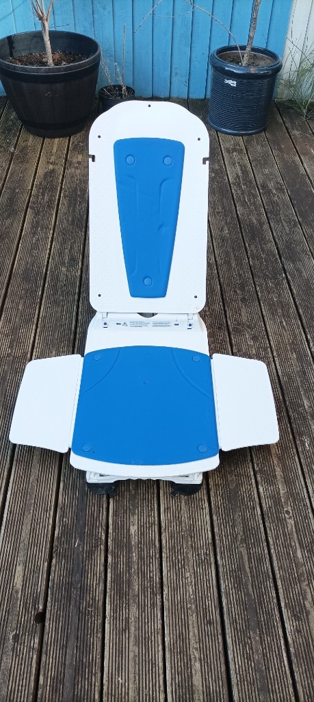 Electric bath chair will fit most baths | in Kings Norton, West ...