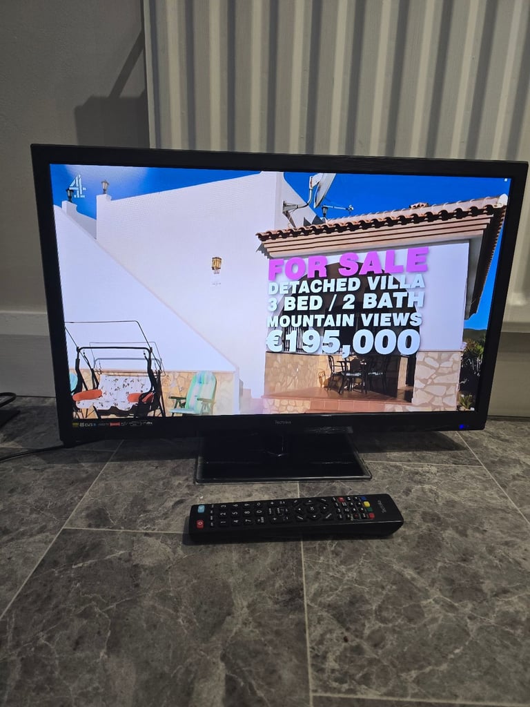 image for Technika 24" HD Tv