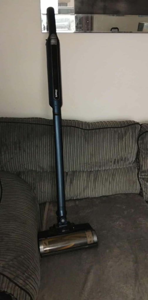 image for Shark cordless wandvac with charging station 