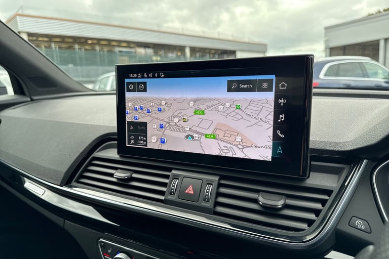 2022 Audi Q5 Edition 1 40 TDI quattro 204 PS S tronic SUV DIESEL Automatic
