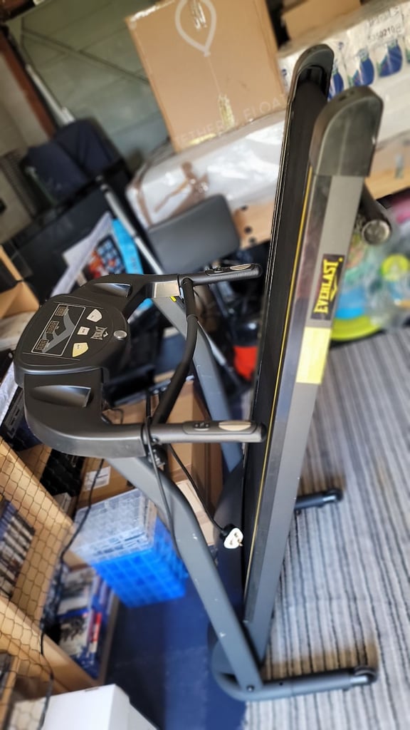 image for Everlast motorised Treadmill (foldable) 