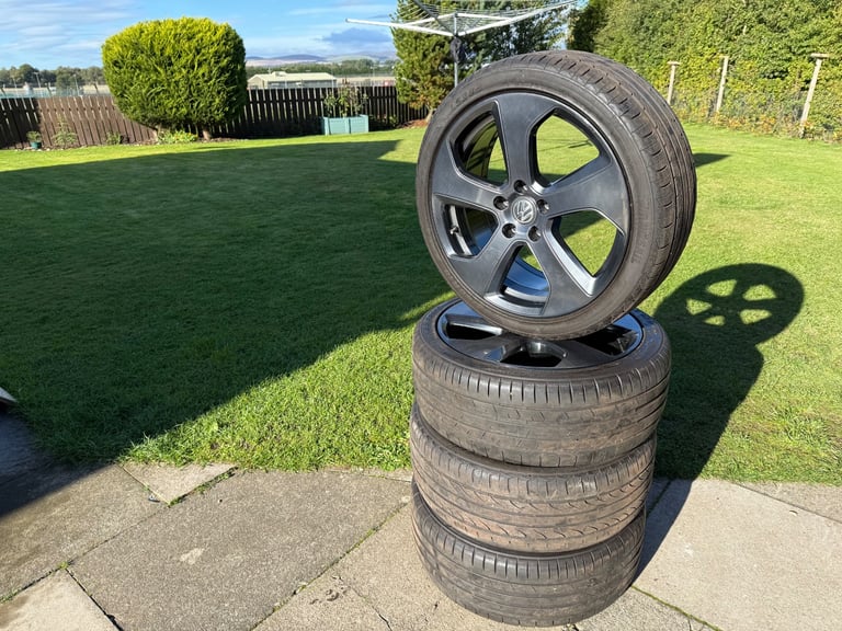 Golf GTI 18inch alloy wheels & Tyres