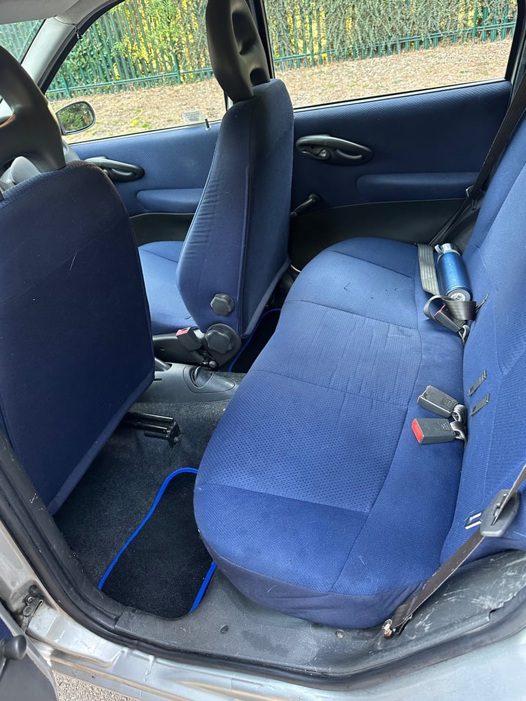 Fiat, PUNTO, Hatchback, 2004, Manual, 1242 (cc), 5 doors