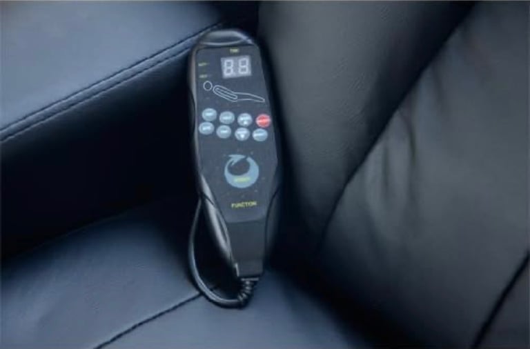 Luxury Fuax leather Massage Chair