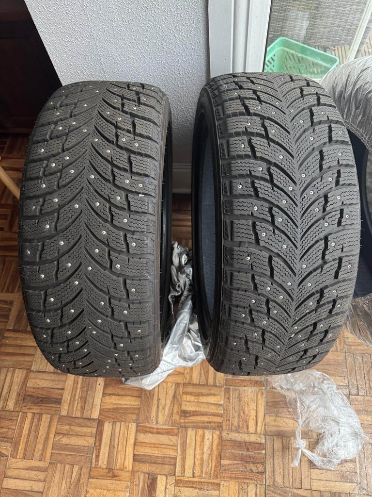 image for Gripmax Suregrip Pro Ice 235/45R19 