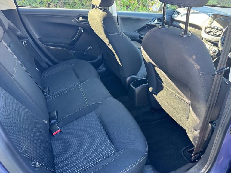 2017 Peugeot 208 1.2 Allure 5Dr Hatch £4250