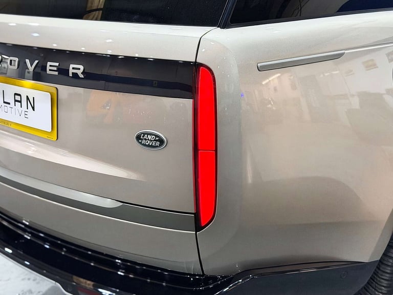 2022 Land Rover Range Rover 3.0 P440e 38.2kWh SE SUV 5dr Petrol Plug-in Hybrid Auto 4WD Euro 6 (s...
