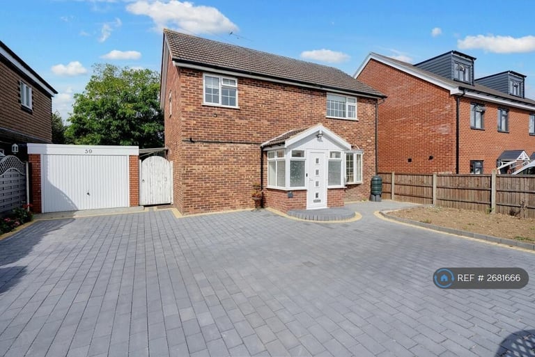 3 bedroom house in Cranborne Avenue, Maidstone, ME15 (3 bed) (#2681666)