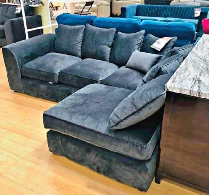 Brand New lovely 4 seater corner sofa available cash on delivery