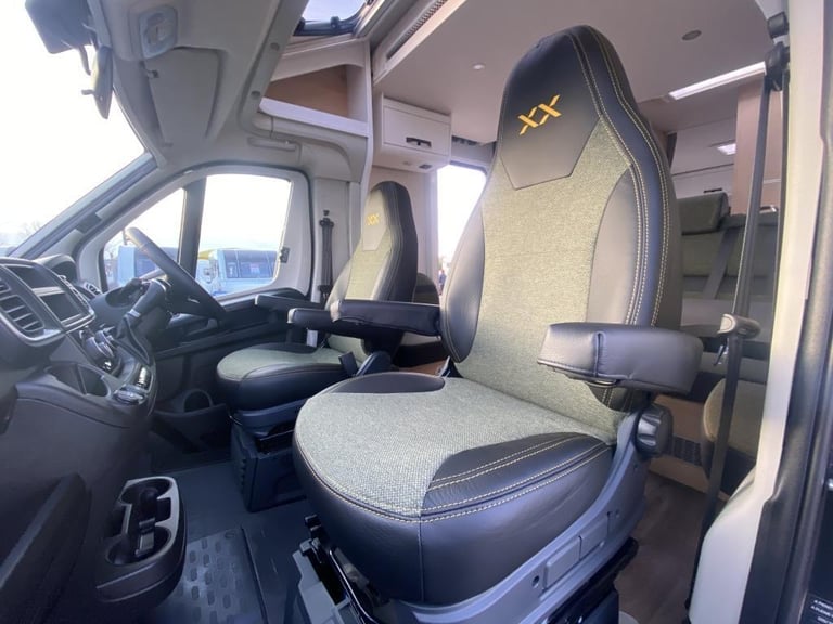 2025 SUNLIGHT T68 XX EDITION 4 BERTH MOTORHOME