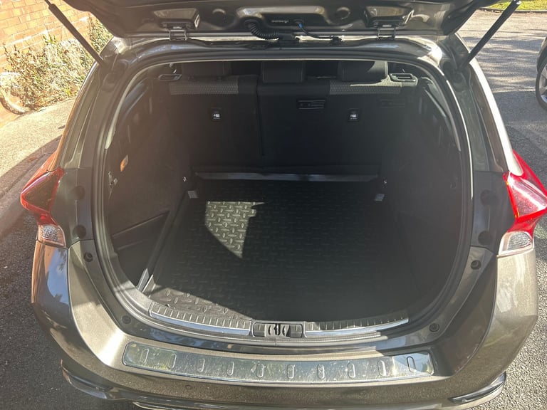 Toyota, AURIS, Estate, 2018, Other, 1798 (cc), 5 doors