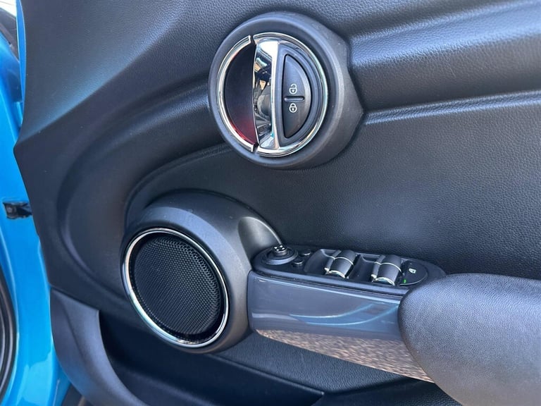 2014 MINI Hatch 1.5 Cooper 5dr HATCHBACK PETROL Manual