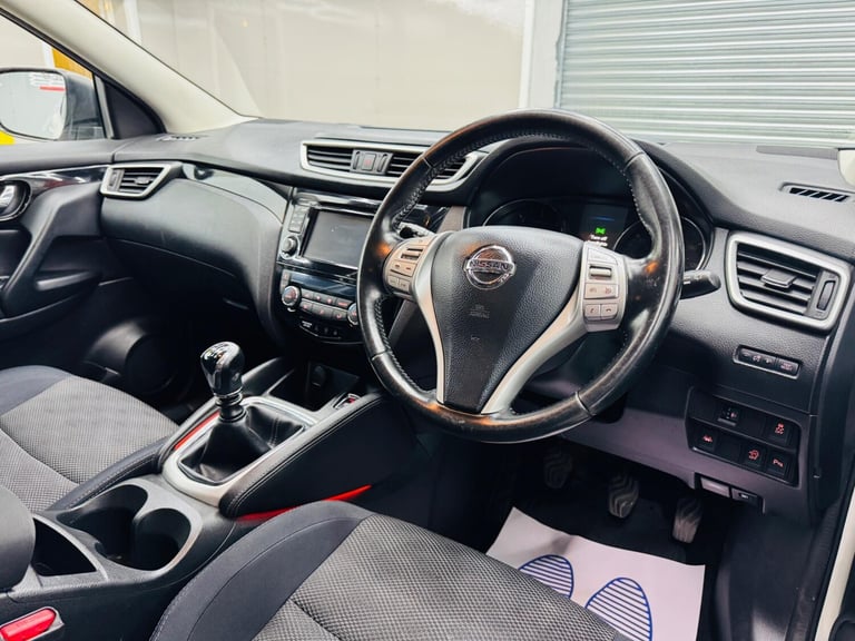 2015 Nissan Qashqai 1.5 dCi n-tec 2WD Euro 5 (s/s) 5dr HATCHBACK Diesel Manual