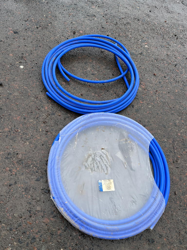 blue plastic copper pipes 22mm x 30metres