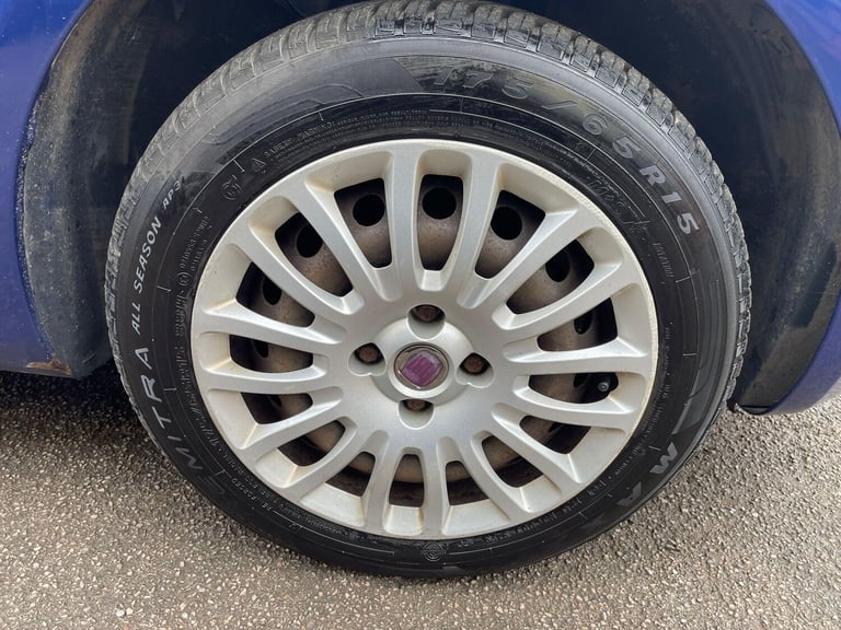 2009 Fiat Grande Punto 1.4 Active Auto Euro 4 3dr HATCHBACK Petrol Automatic