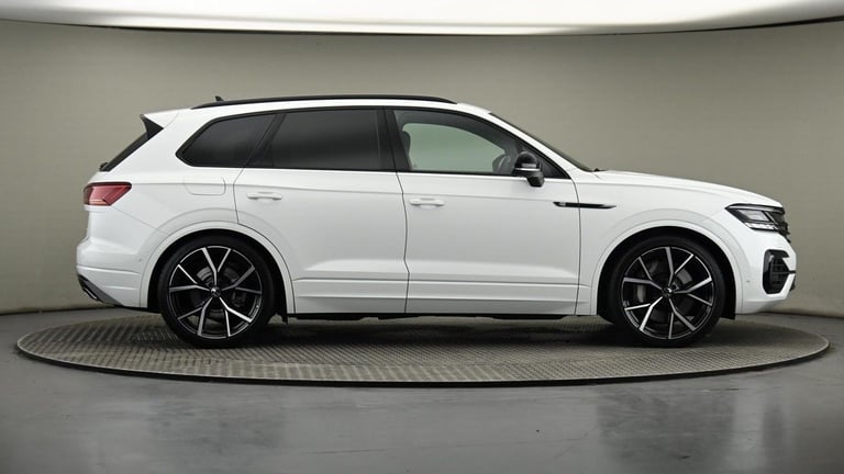 2023 Volkswagen Touareg 3.0 V6 TSI eHybrid 14.3kWh R Tiptronic 4Motion Euro 6 (s/s) 5dr SUV Petro...