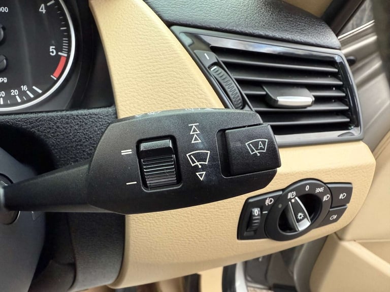 2015 BMW X1 xDrive 20d SE 5dr Step Auto ESTATE DIESEL Automatic