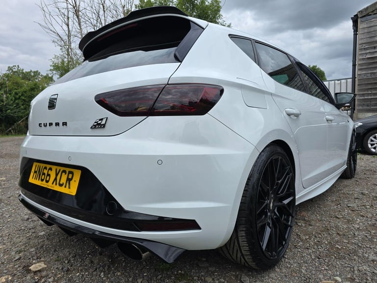 SEAT LEON 2.0 TSI Cupra 290 Black 2016