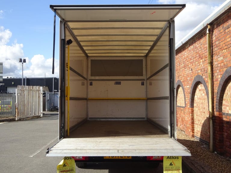 2021 Ford Transit 2.0 350 EcoBlue Leader Luton 3dr Diesel Manual FWD L4 Euro 6 (s/s) (130 ps) CHA...