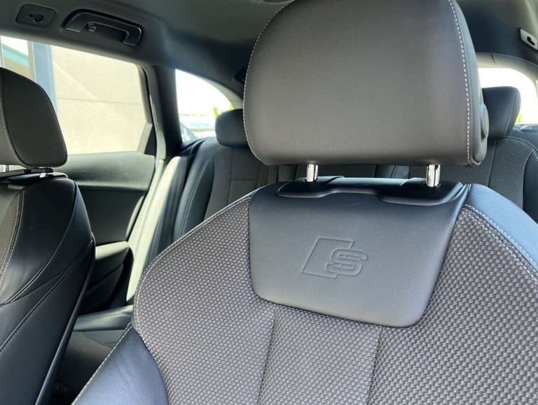 2019 Audi A4 Avant 2.0 TFSI S line Estate 5dr Petrol S Tronic quattro Euro 6 (s/s) (252 ps) Estat...