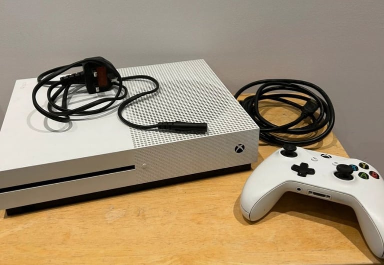 Xbox One S 