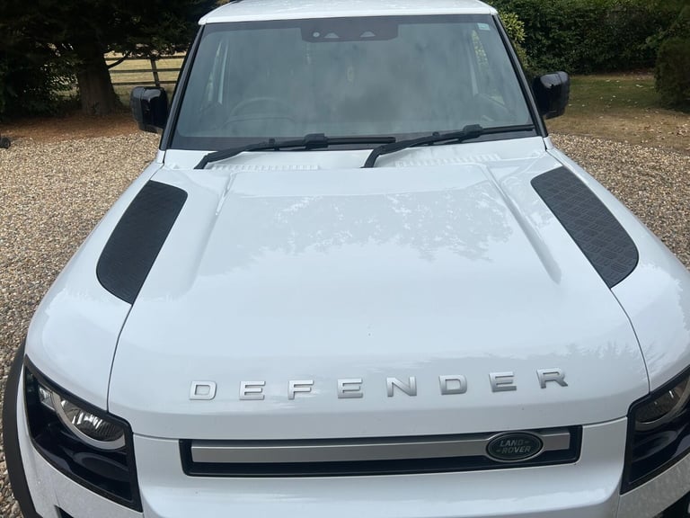 LAND ROVER DEFENDER 90 3.0 D200 MHEV 2021