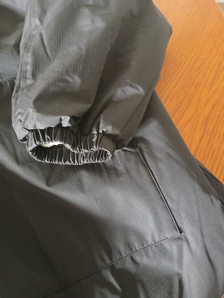 Marks & Spencer (Good Move) Changing/Dry Robe Black.