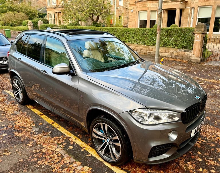 BMW X5 M50D 2017 7 Seats 3.0L Diesel,FSH,Pan Roof,HUD,Reverse Camera,M Performance Kit,Apple CarPlay