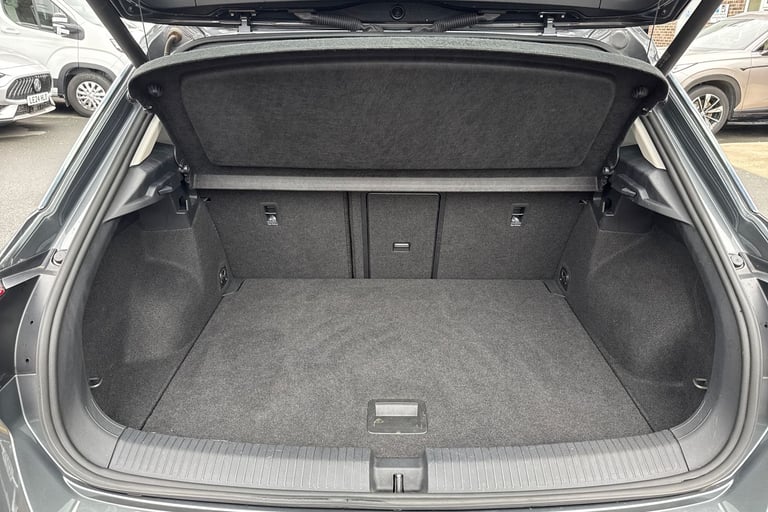 2021 Volkswagen T-Roc 97294 Hatchback Petrol Automatic