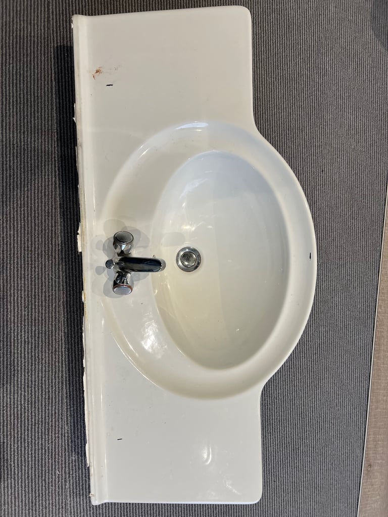 Large ceramic sink