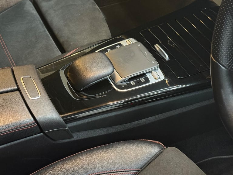 2019 Mercedes-Benz A-Class 1.5 A180d AMG Line (Executive) 7G-DCT Euro 6 (s/s) 5dr HATCHBACK Diese...