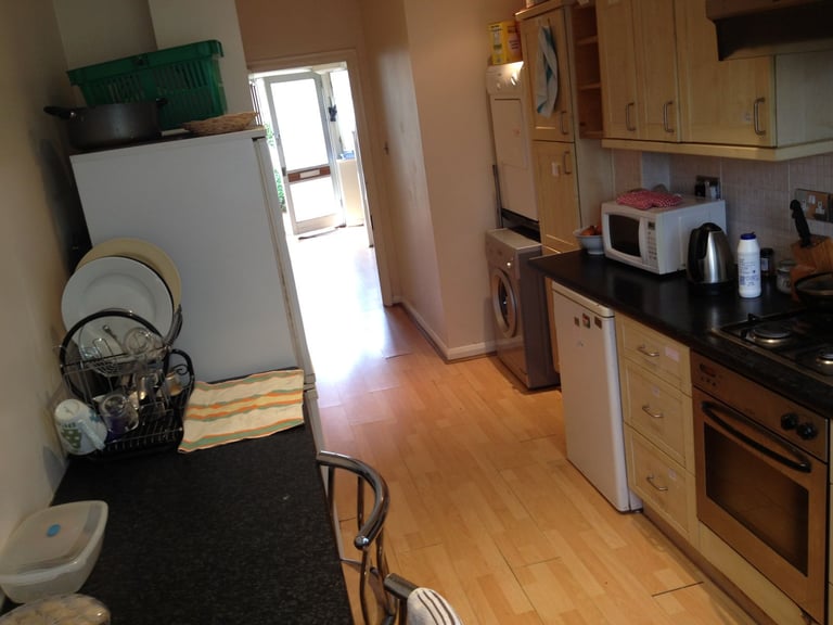 Cosy Double Room in East Acton with All Bills and Wi-Fi, Zone2
