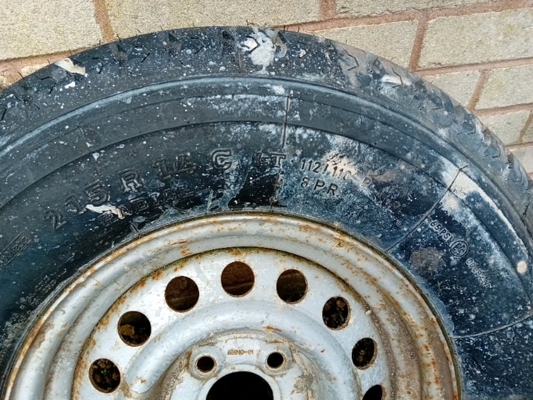 *REDUCED£25* Tyre 215 R Uniroyal