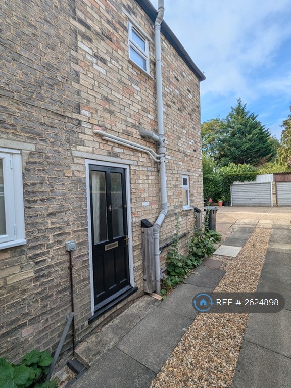 1 bedroom flat in St Barnabas Road, Cambridge, CB1 (1 bed) (#2624898)