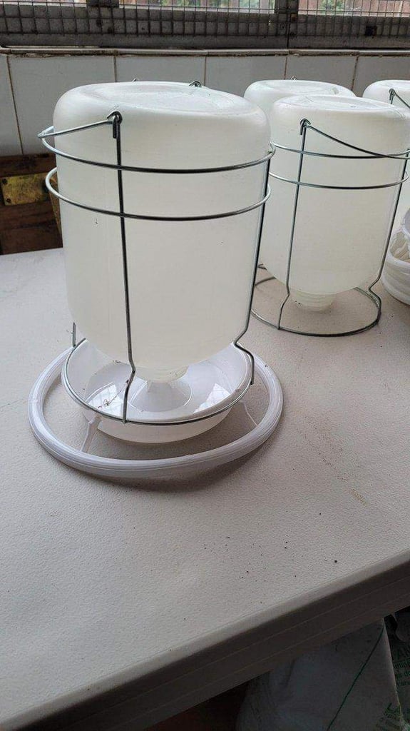 Brand New, Bird Hanging Water/Feeders