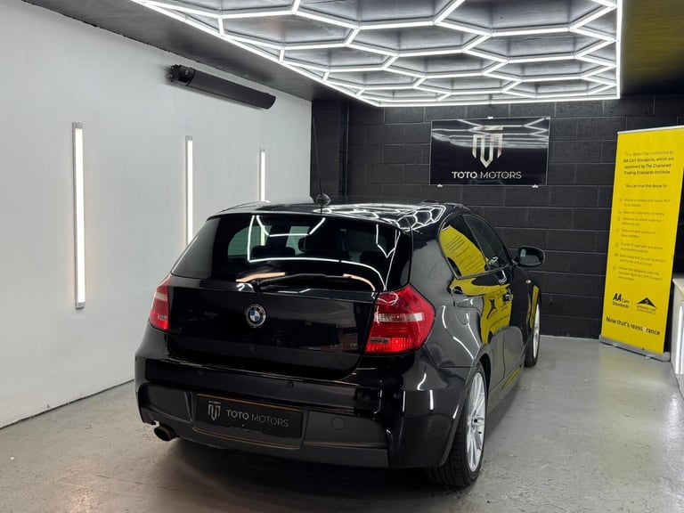 BMW 1 SERIES 2.0 118i M Sport 3 door 2010