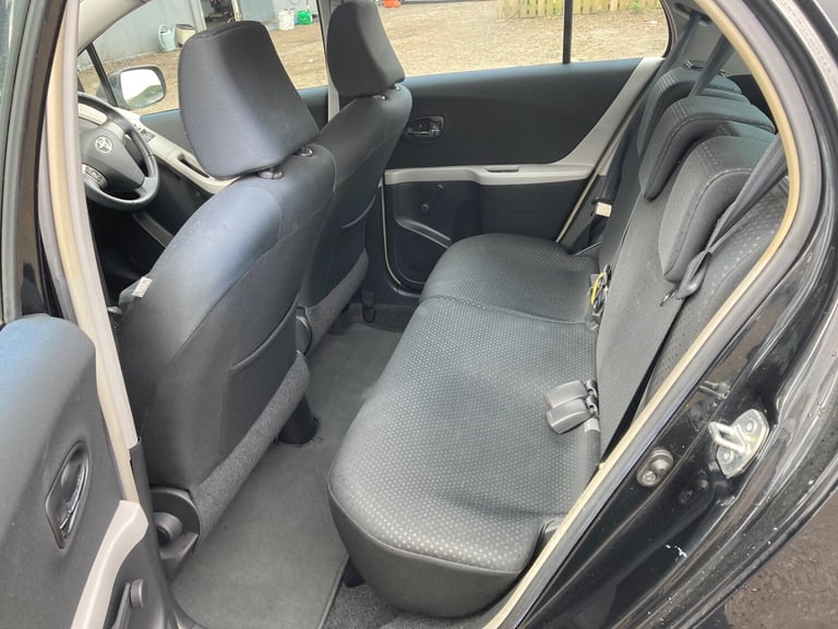 2010 Toyota Yaris 1.0 VVT-i TR 5dr HATCHBACK Petrol Manual