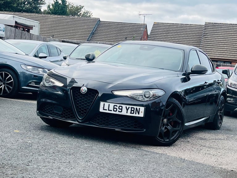 image for 2019 Alfa Romeo Giulia 2.0T Nero Edizione Auto Euro 6 (s/s) 4dr SALOON Petrol Automatic