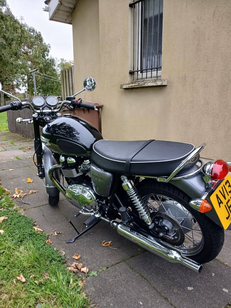 image for Triumph, BONNEVILLE, 2013, 865 (cc)