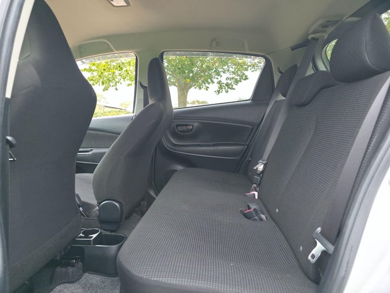2023 Toyota Yaris 1.5 VVT-h Icon E-CVT Euro 6 (s/s) 5dr Petrol/Electric Hybrid Automatic