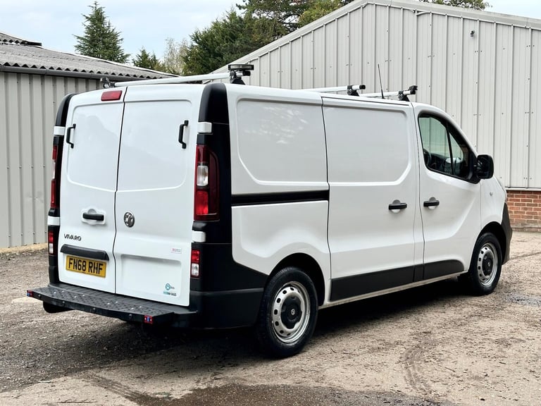 2018 Vauxhall Vivaro 1.6 CDTi 2900 L1 H1 Euro 6 (s/s) 5dr PANEL VAN Diesel Manual