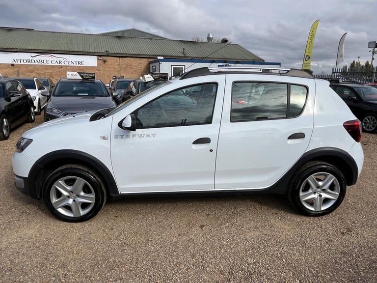 2016 Dacia Sandero Stepway 0.9 TCe Ambiance 5dr [Start Stop] HATCHBACK PETROL Manual