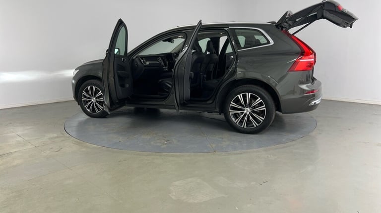 2021 Volvo XC60 Recharge Inscription, T6 AWD plug-in hybrid Estate Petrol Parallel PHEV Automatic